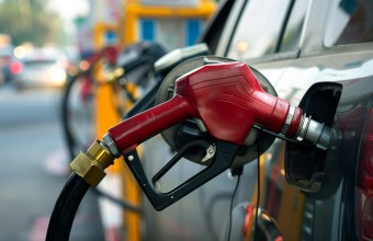 Слабые колебания: Розничные цены АЗС России, 30 марта 2026