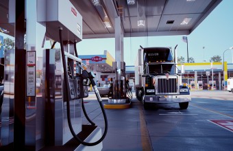 Стабильный рост: Розничные цены АЗС России, январь 2026